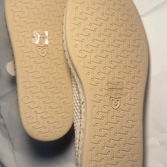 Rothy's Cream and Gold Women's Flats - Picture 6 of 7